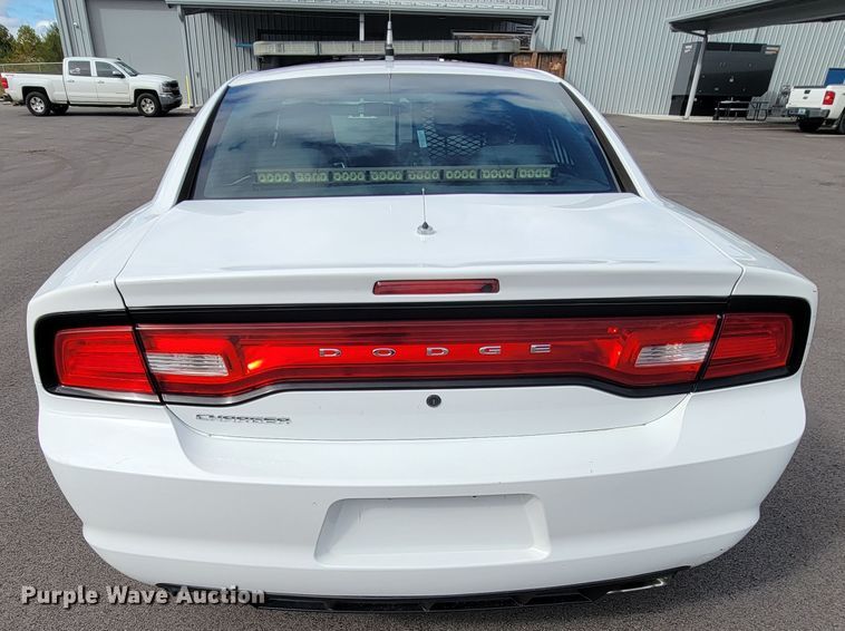 image for item KQ9098 2013 Dodge Charger Police