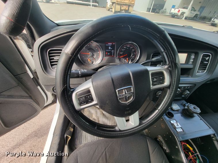 image for item KQ9098 2013 Dodge Charger Police