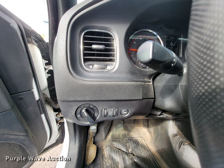 image for item KQ9098 2013 Dodge Charger Police