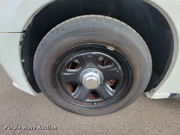 image for item KQ9098 2013 Dodge Charger Police