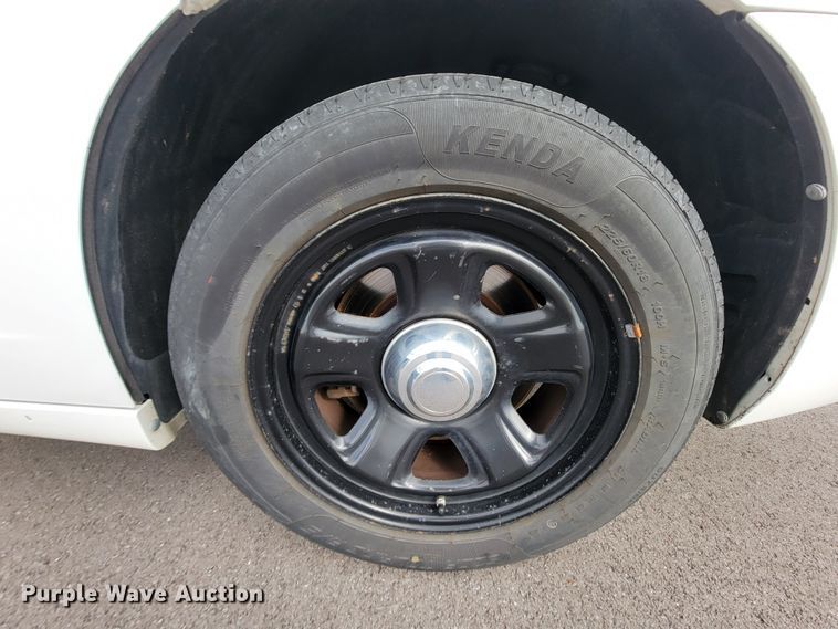 image for item KQ9098 2013 Dodge Charger Police