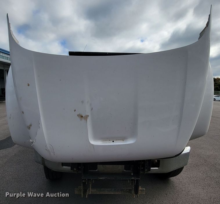 image for item KQ9099 2002 Ford F650  dump truck