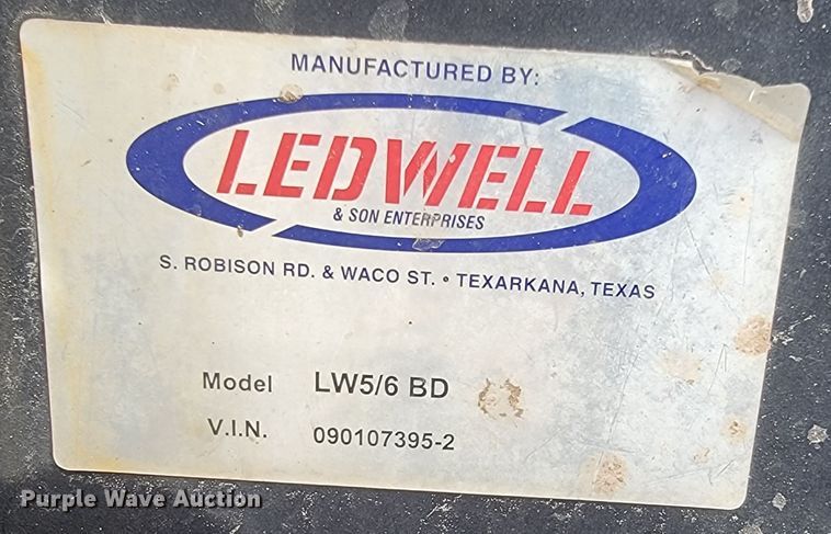 image for item KQ9099 2002 Ford F650  dump truck