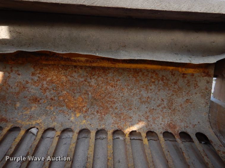 image for item KY9595 Oshkosh truck grill