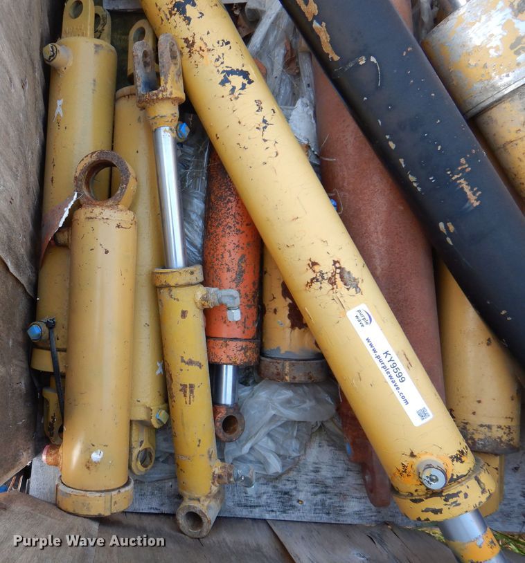 image for item KY9599 Hydraulic cylinders