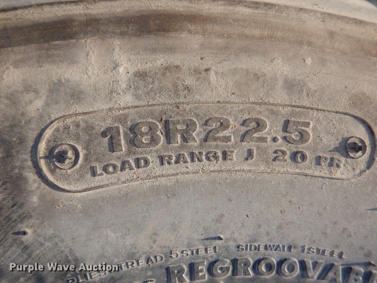 image for item KY9600 Bridgestone 18R22.5 tire and wheel