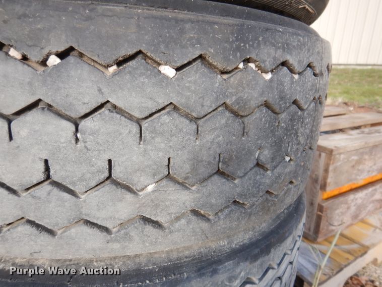 image for item KY9601 Tires and wheels