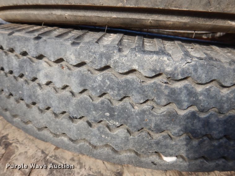 image for item KY9601 Tires and wheels