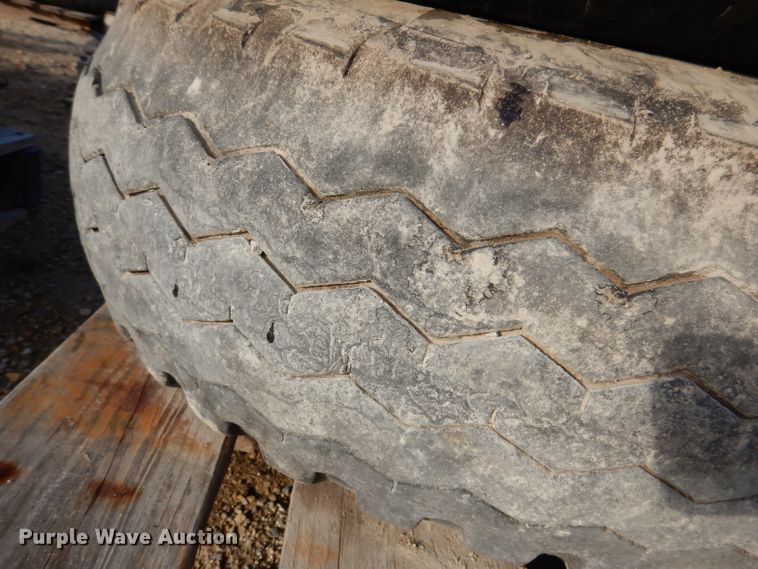 image for item KY9601 Tires and wheels