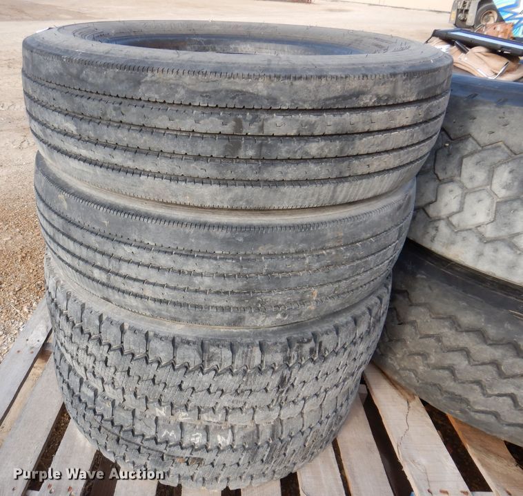 image for item KY9603 (4) 225/70R19.5 tires