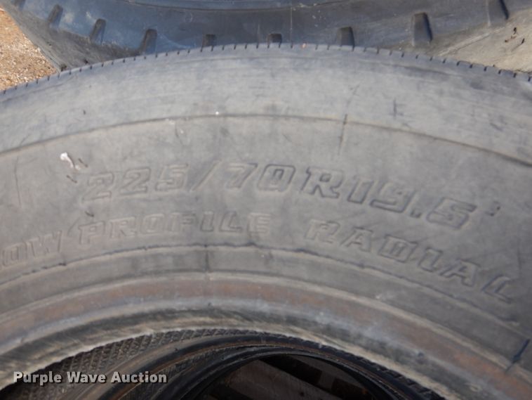 image for item KY9603 (4) 225/70R19.5 tires