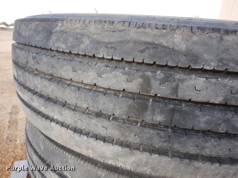 image for item KY9603 (4) 225/70R19.5 tires