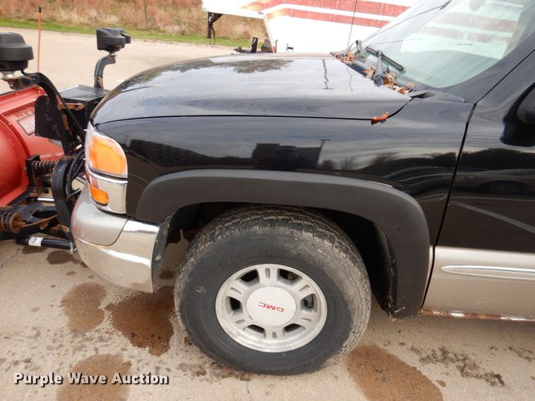 image for item KY9631 2000 GMC Sierra 1500  Ext. Cab pickup truck