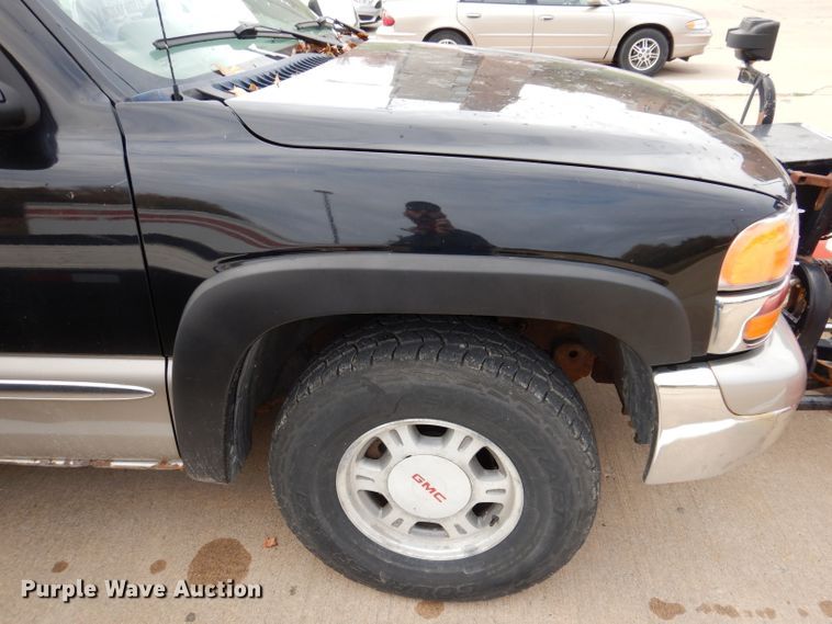 image for item KY9631 2000 GMC Sierra 1500  Ext. Cab pickup truck