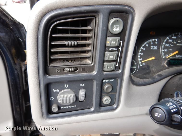 image for item KY9631 2000 GMC Sierra 1500  Ext. Cab pickup truck