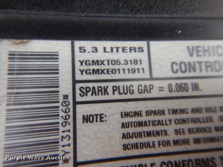 image for item KY9631 2000 GMC Sierra 1500  Ext. Cab pickup truck