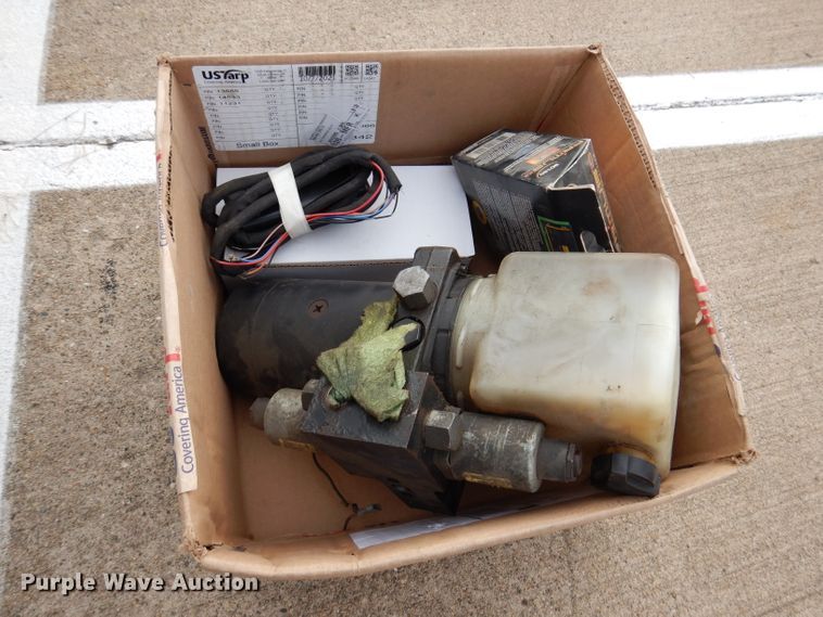 image for item KY9631 2000 GMC Sierra 1500  Ext. Cab pickup truck