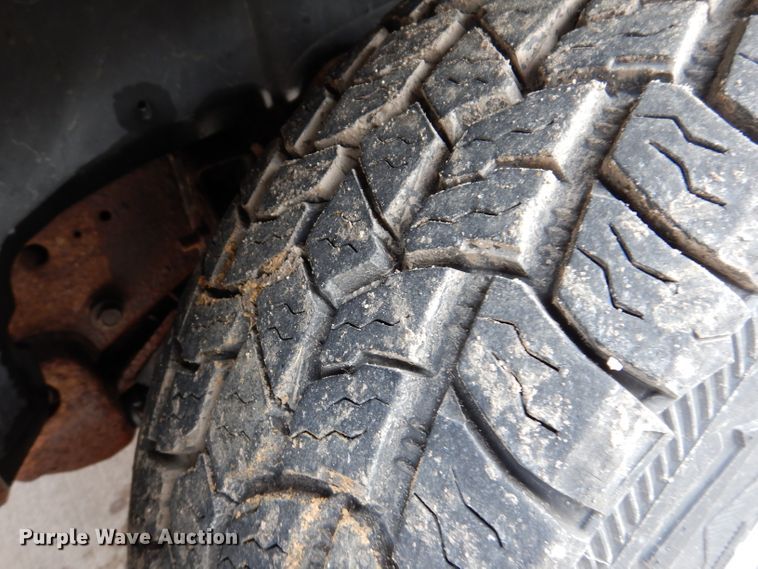 image for item KY9631 2000 GMC Sierra 1500  Ext. Cab pickup truck