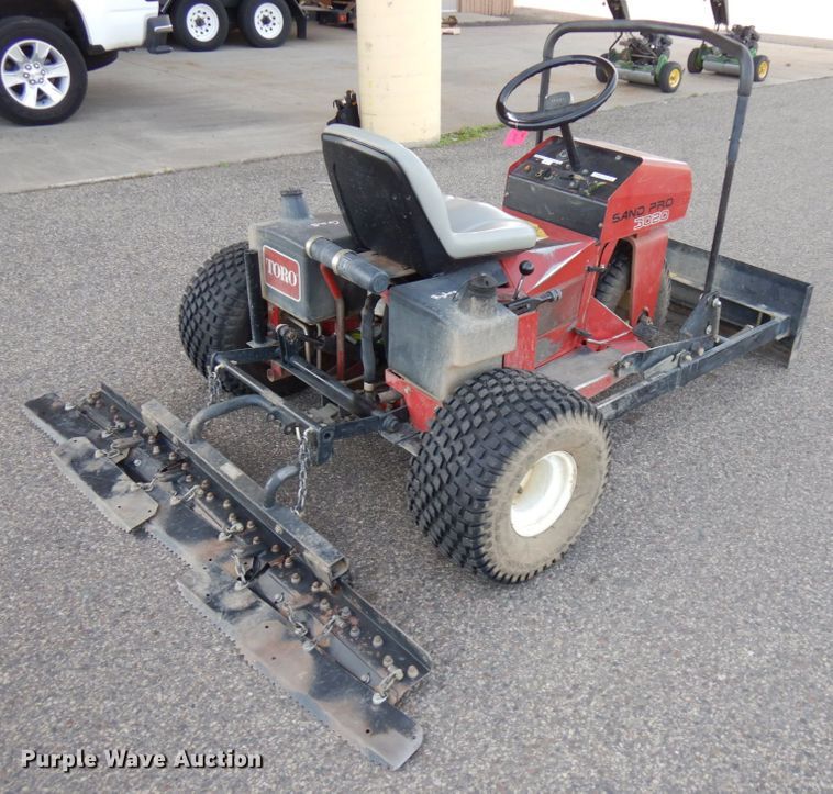 image for item JS9406 Toro 3020  sand pro bunker rake