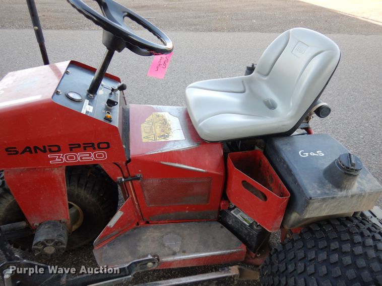 image for item JS9406 Toro 3020  sand pro bunker rake