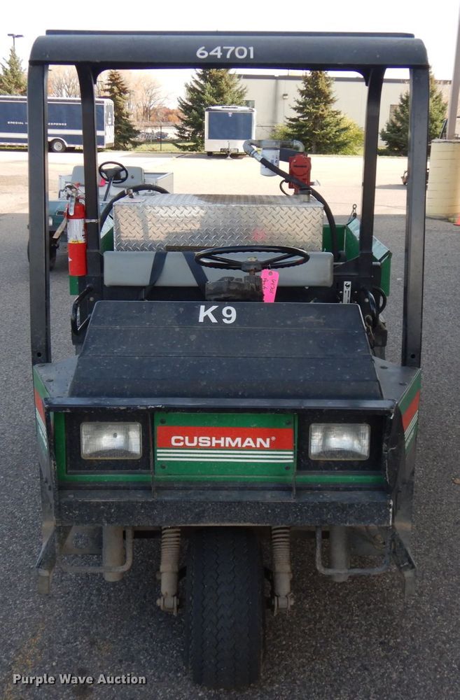 image for item JS9407 Cushman Turf Truckster  utility vehicle