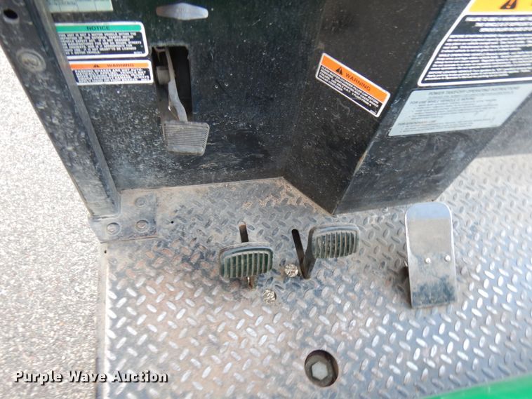 image for item JS9407 Cushman Turf Truckster  utility vehicle