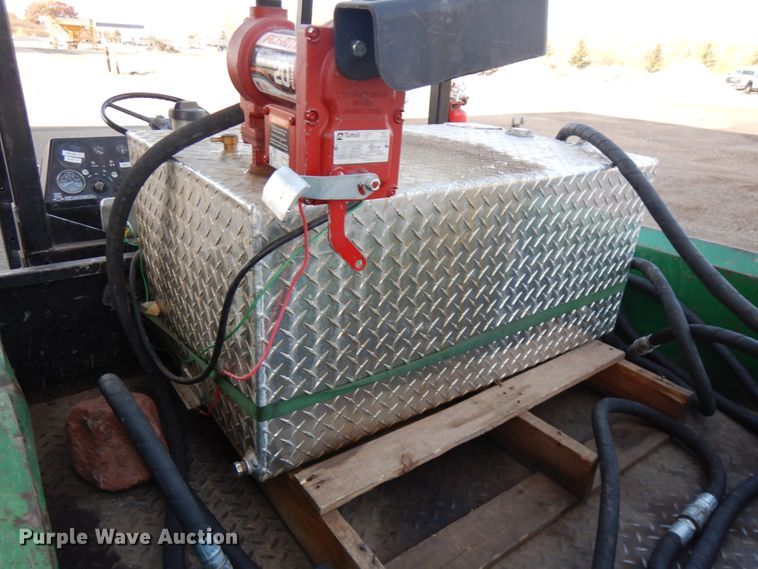 image for item JS9407 Cushman Turf Truckster  utility vehicle