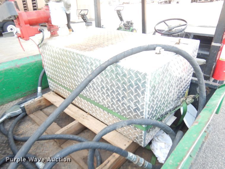 image for item JS9407 Cushman Turf Truckster  utility vehicle