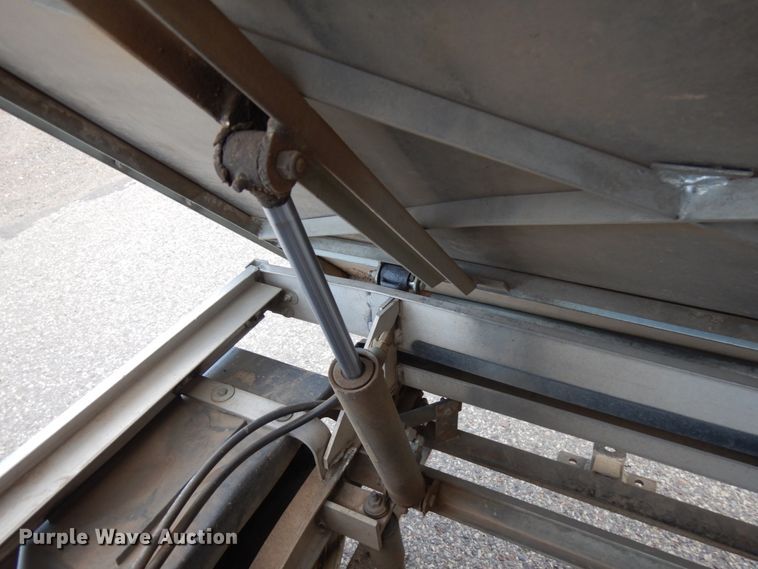 image for item JS9408 Club Car Turf II  utility vehicle