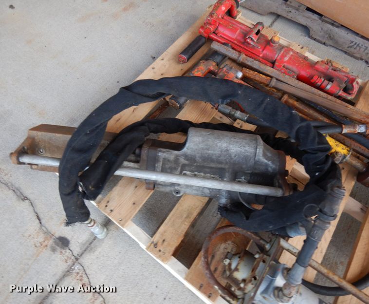 image for item JS9428 (3) post tampers