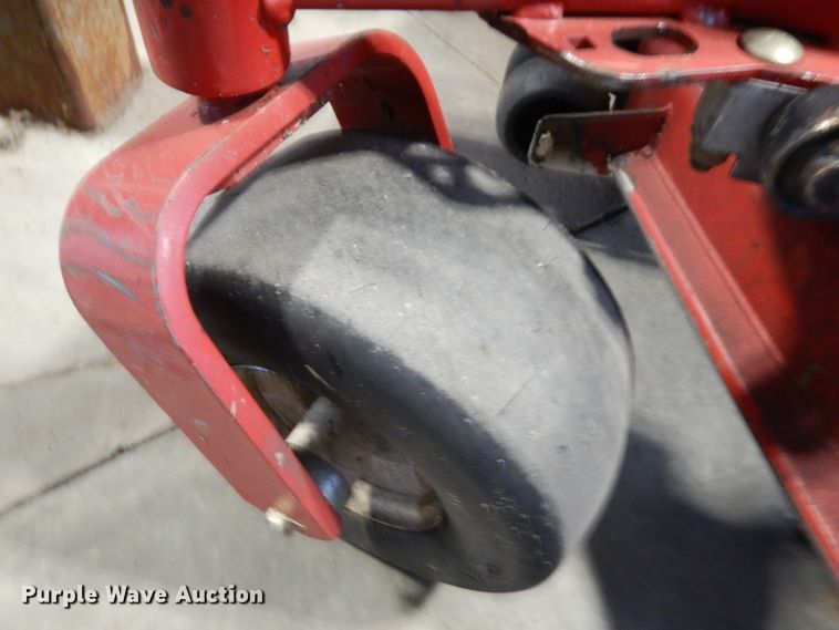 image for item JS9429 Toro 74925  ZTR lawn mower