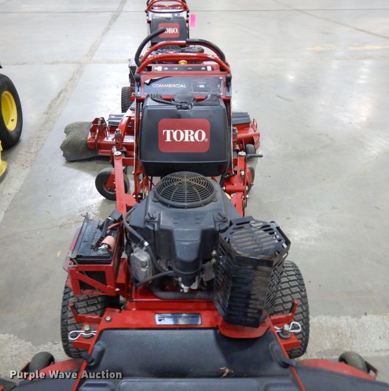 image for item JS9432 Toro 30489  lawn mower