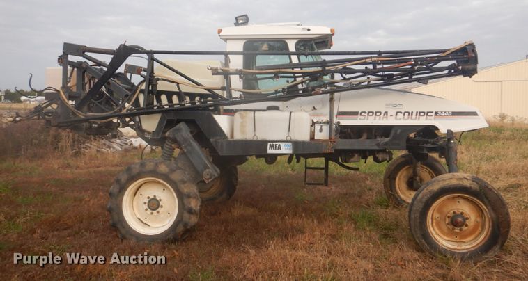 image for item DH8011 SpraCoupe 3440  sprayer