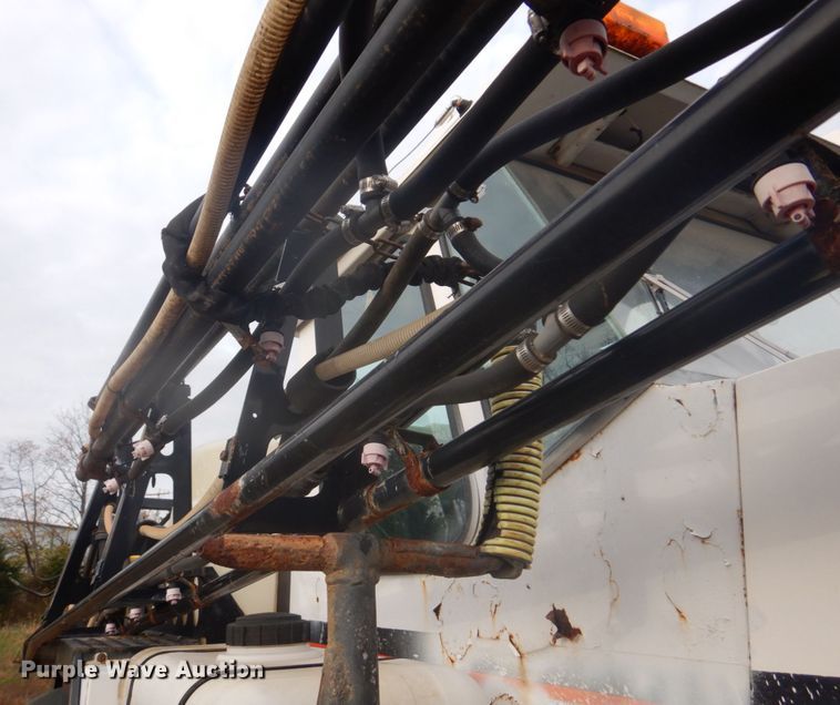 image for item DH8011 SpraCoupe 3440  sprayer