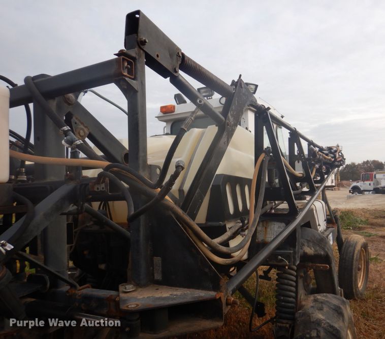 image for item DH8011 SpraCoupe 3440  sprayer