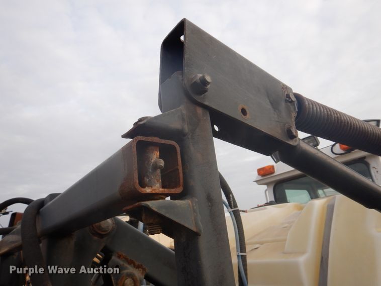 image for item DH8011 SpraCoupe 3440  sprayer