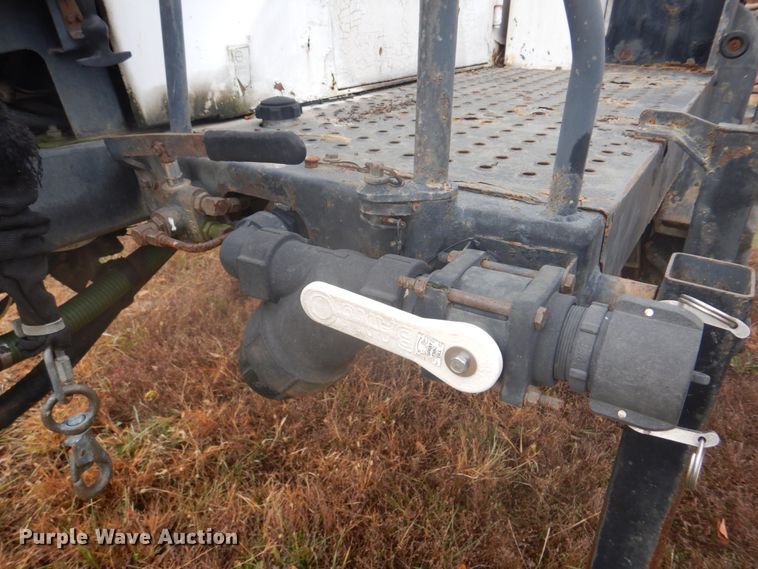 image for item DH8011 SpraCoupe 3440  sprayer