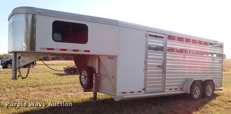 image for item DI5778 2017 Cimarron  livestock trailer