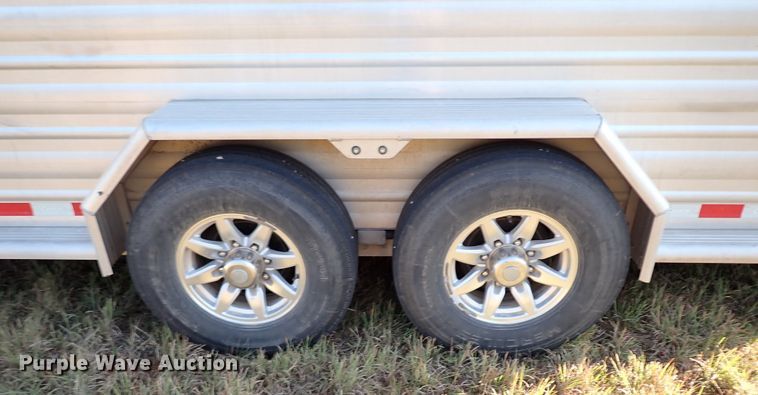 image for item DI5778 2017 Cimarron  livestock trailer