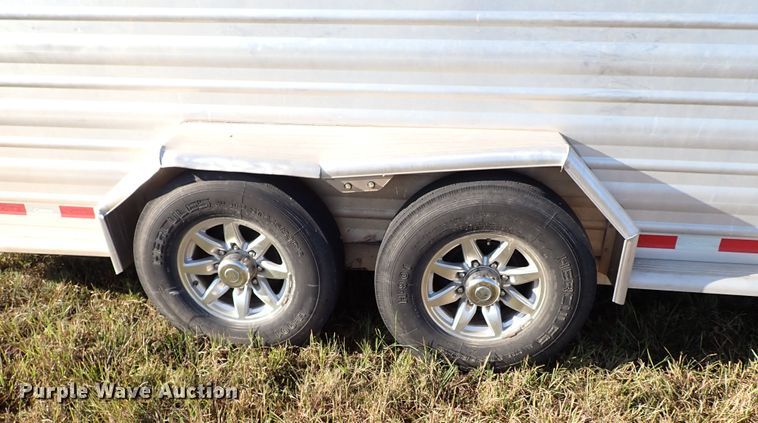 image for item DI5778 2017 Cimarron  livestock trailer