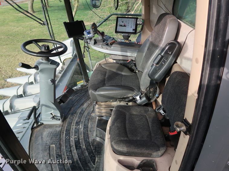 image for item DJ2408 2016 Gleaner S97 Super Series  RWA combine