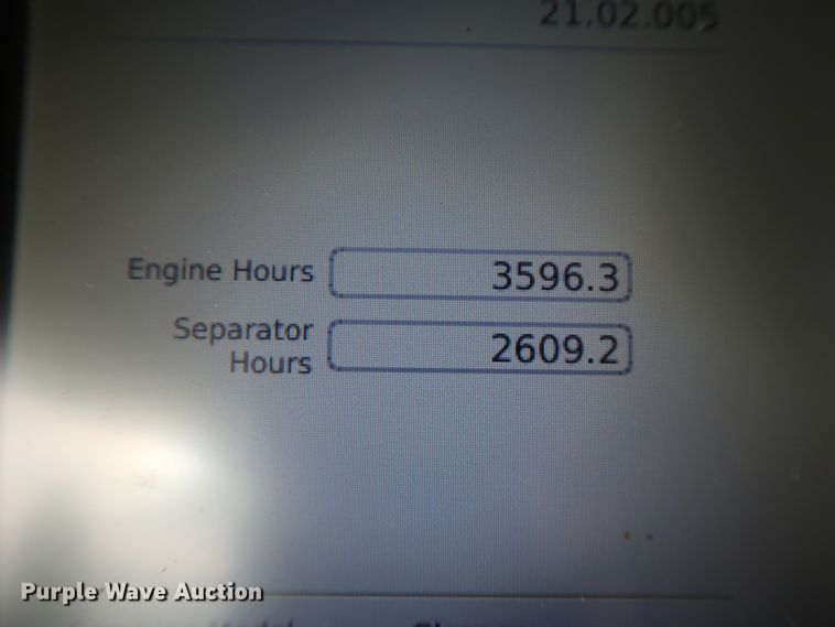 image for item DJ2408 2016 Gleaner S97 Super Series  RWA combine