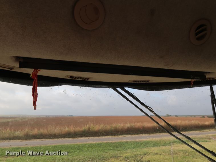 image for item DJ2408 2016 Gleaner S97 Super Series  RWA combine