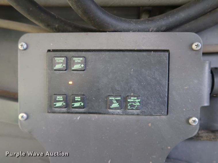 image for item DJ2408 2016 Gleaner S97 Super Series  RWA combine