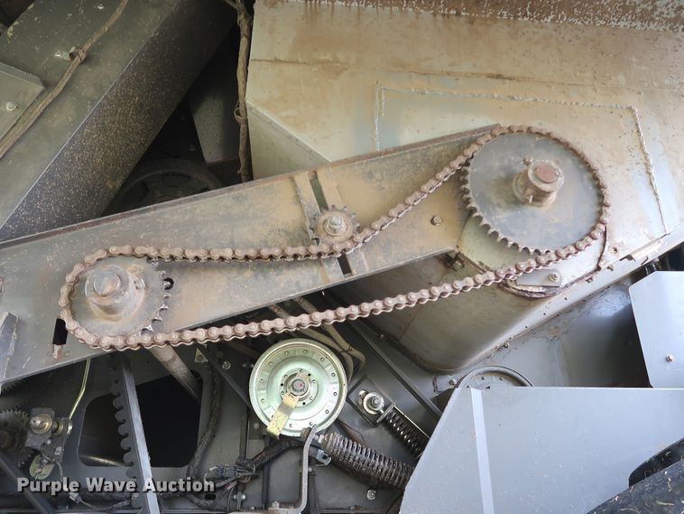 image for item DJ2408 2016 Gleaner S97 Super Series  RWA combine