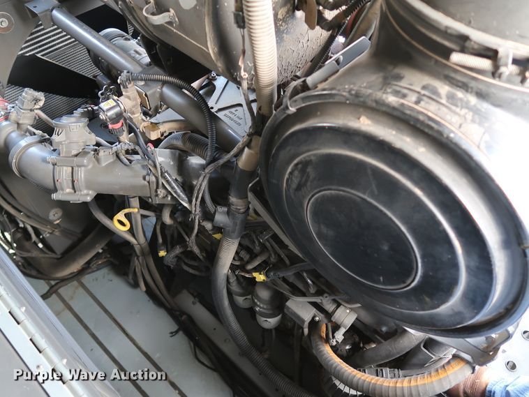 image for item DJ2408 2016 Gleaner S97 Super Series  RWA combine