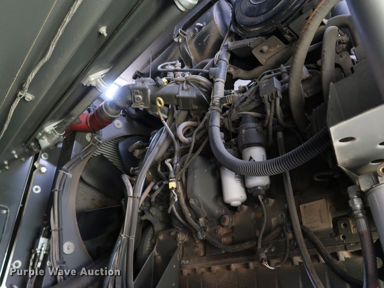 image for item DJ2408 2016 Gleaner S97 Super Series  RWA combine