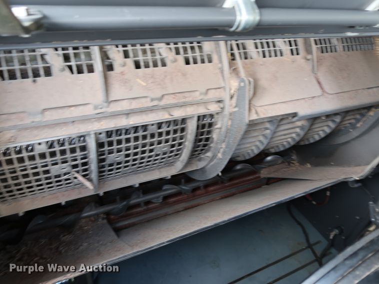 image for item DJ2408 2016 Gleaner S97 Super Series  RWA combine