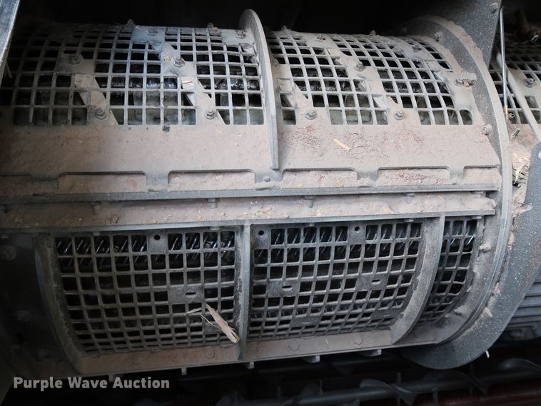 image for item DJ2408 2016 Gleaner S97 Super Series  RWA combine