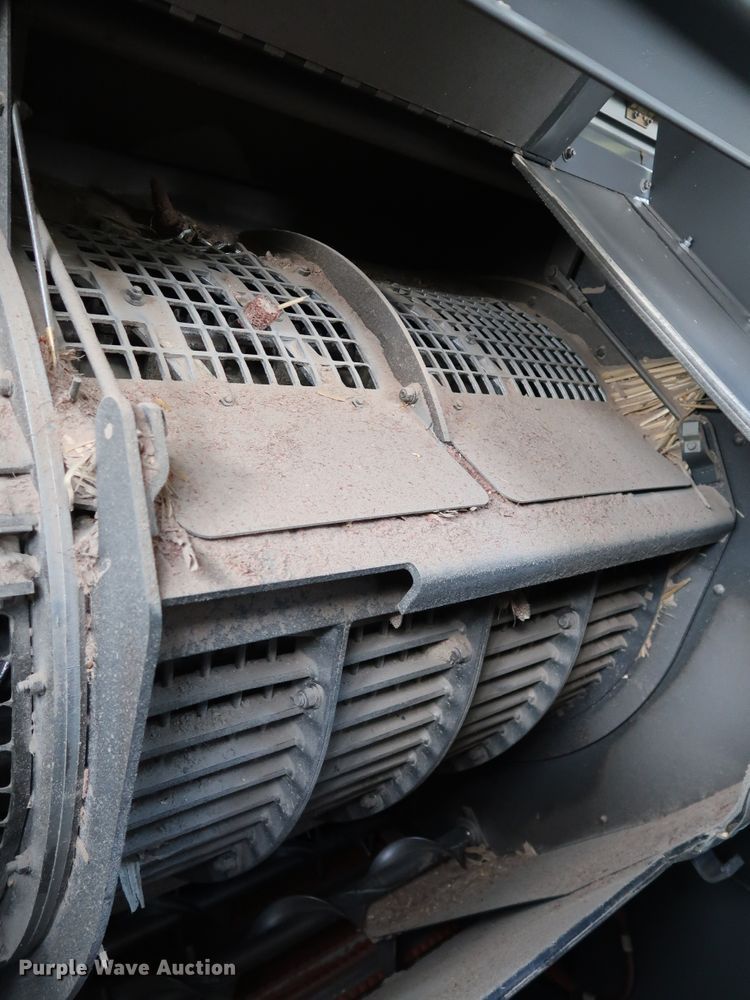 image for item DJ2408 2016 Gleaner S97 Super Series  RWA combine